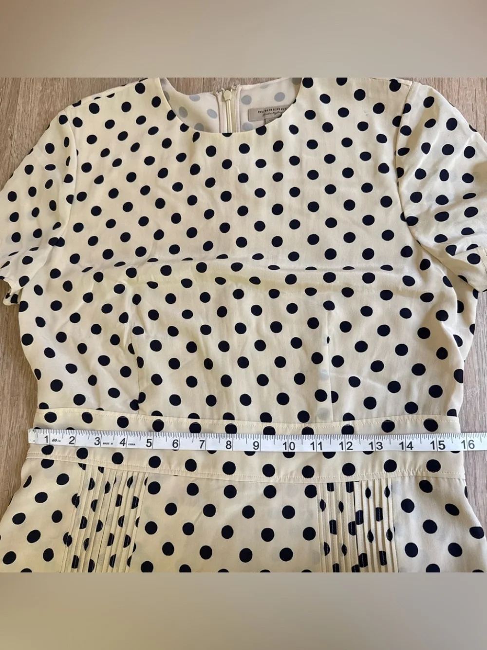 Burberry Vintage Cream Silk Maxi Dress with Black Polka Dots 8 - Picture 5 of 9